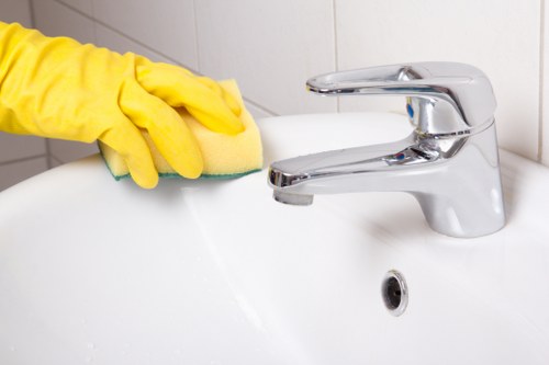 Thorough post-renovation floor and surface cleaning in SE18